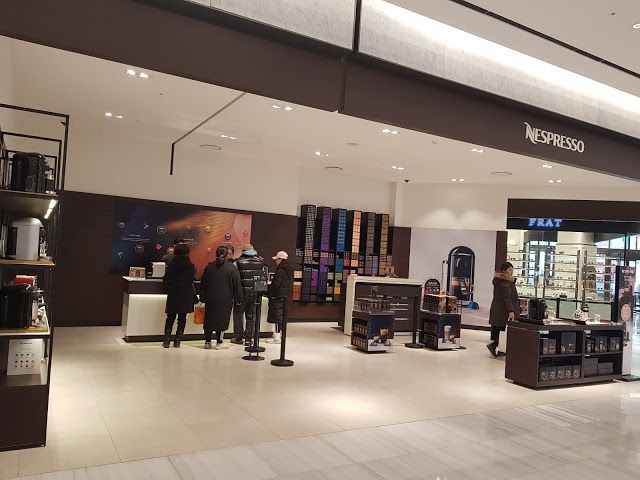 現代百貨店 千戸店